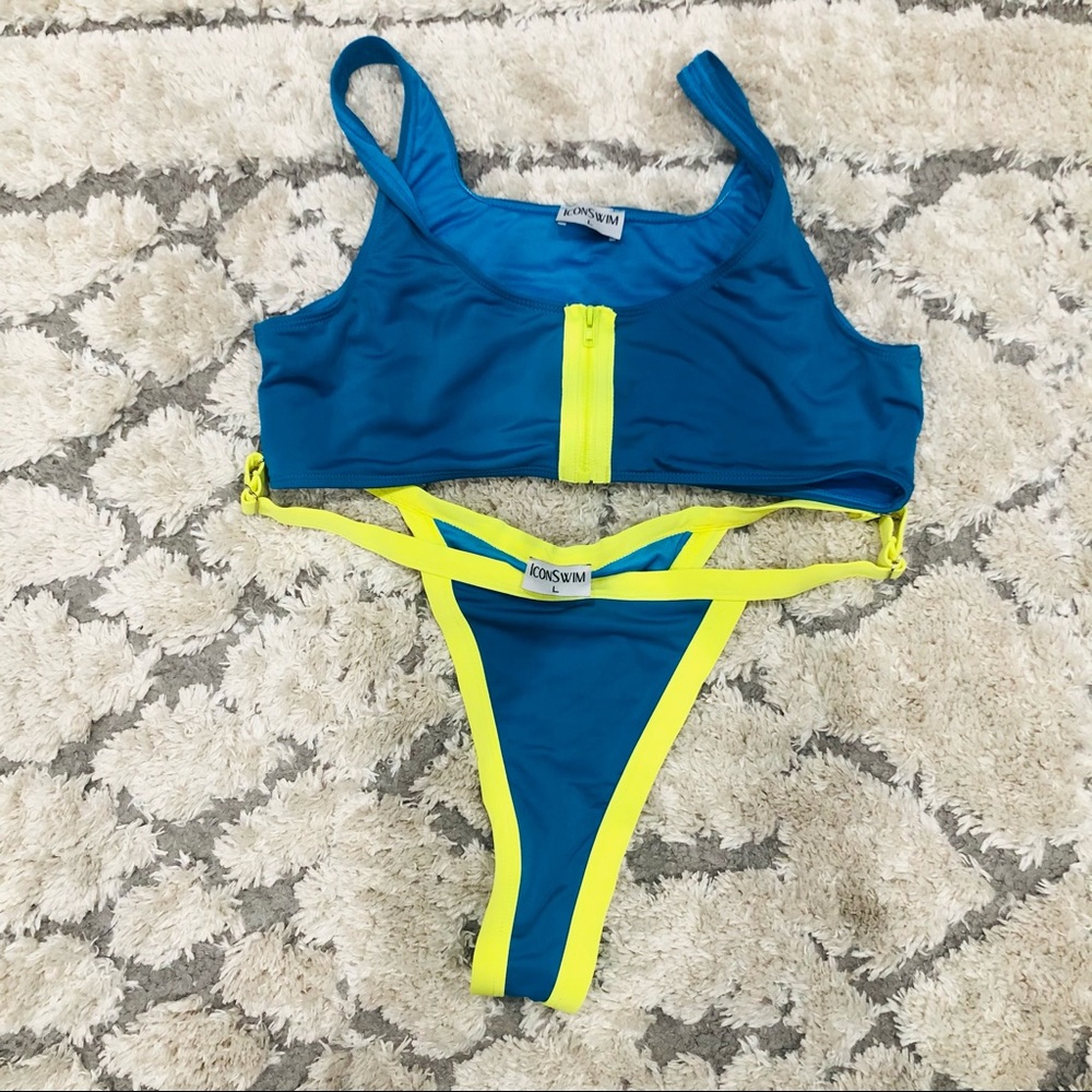 New icon swim blue zip front bikini L